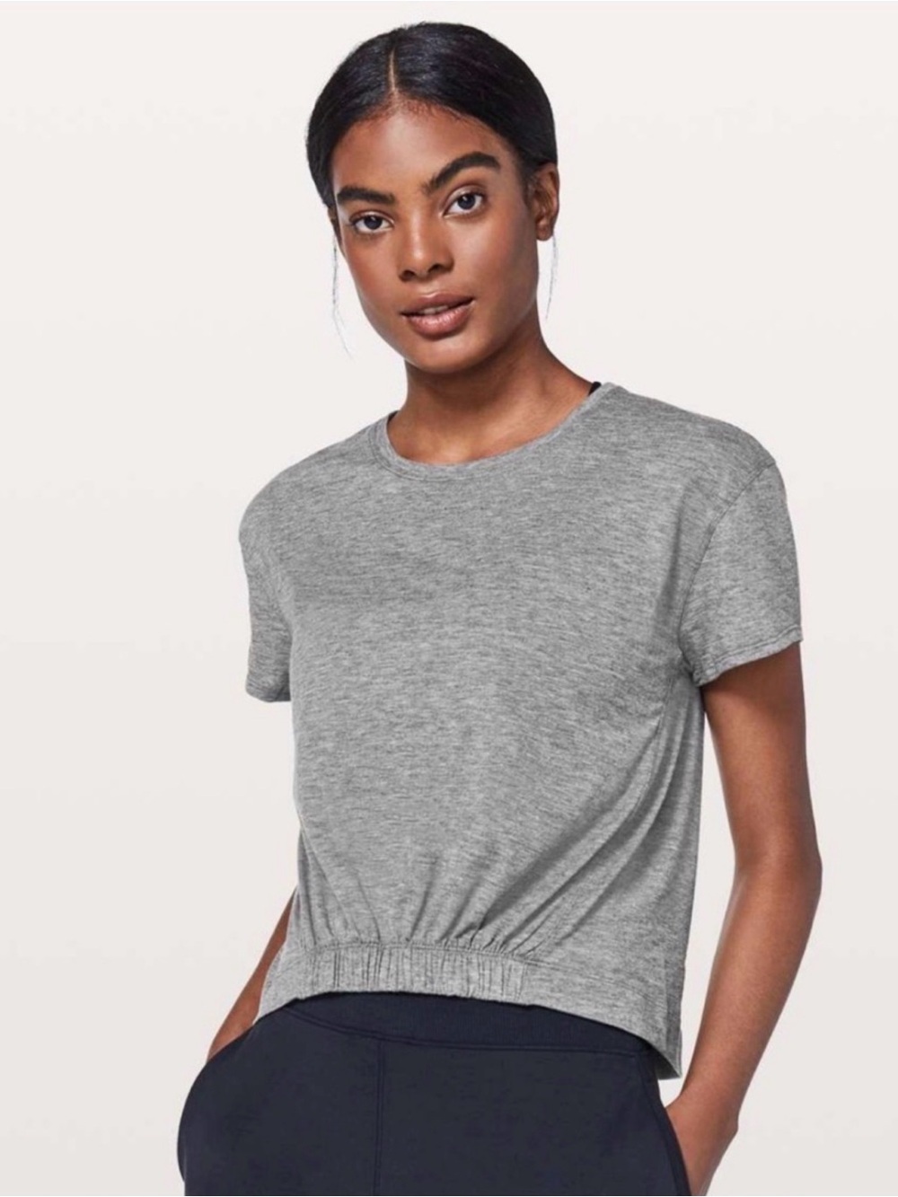 Lululemon Short Notice Tee in Heathered Black